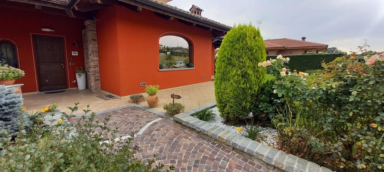 Villa Laura B&B Fossano Buitenkant foto