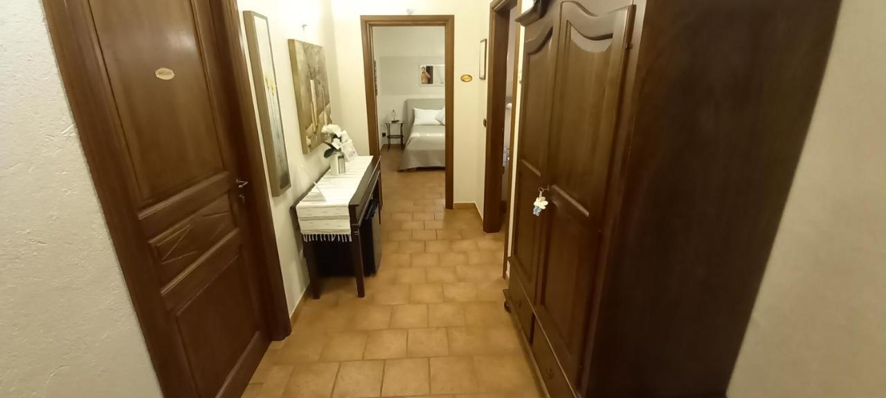 Villa Laura B&B Fossano Buitenkant foto