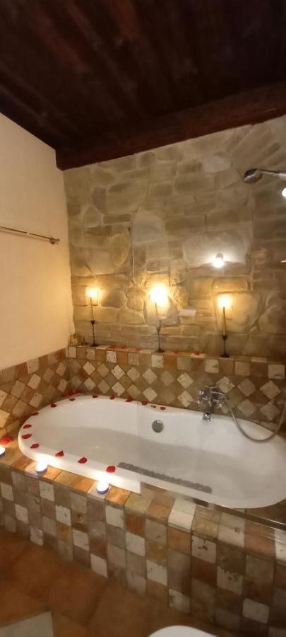 Villa Laura B&B Fossano Buitenkant foto