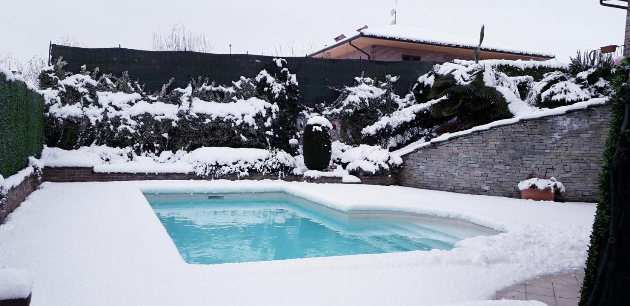 Villa Laura B&B Fossano Buitenkant foto
