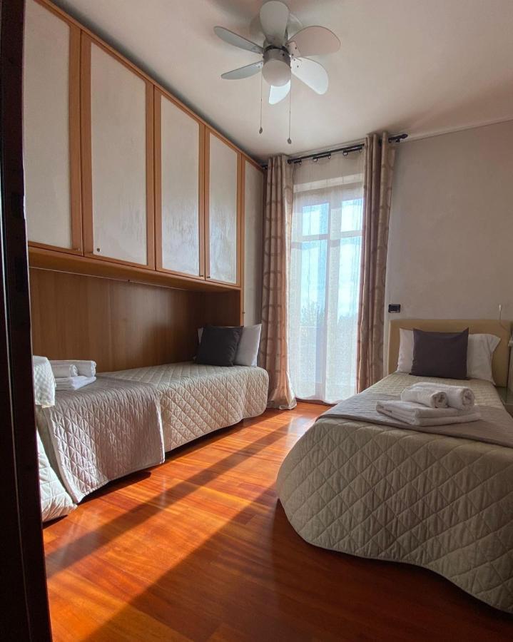 Villa Laura B&B Fossano Buitenkant foto