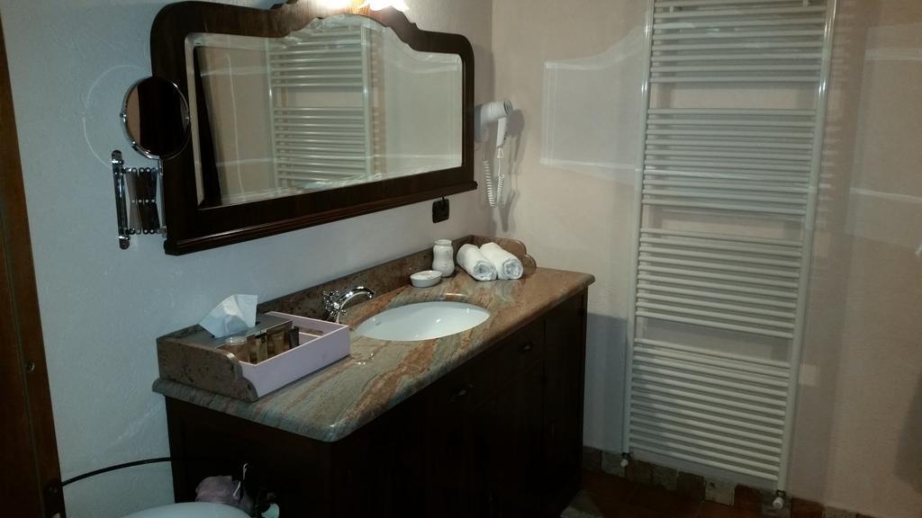 Villa Laura B&B Fossano Kamer foto