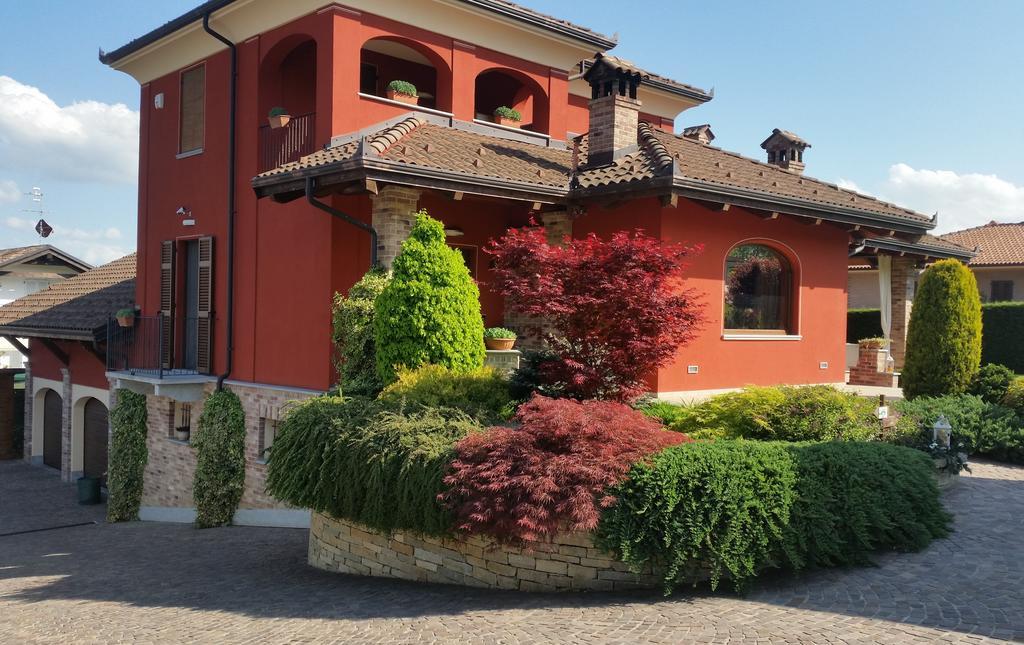 Villa Laura B&B Fossano Buitenkant foto