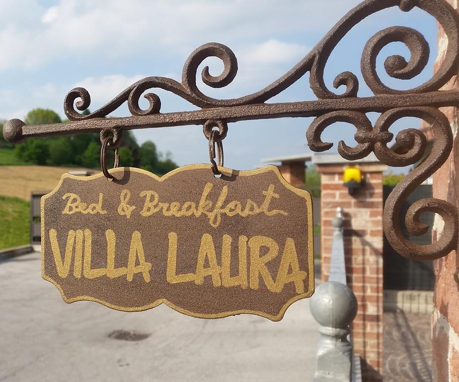 Villa Laura B&B Fossano Buitenkant foto
