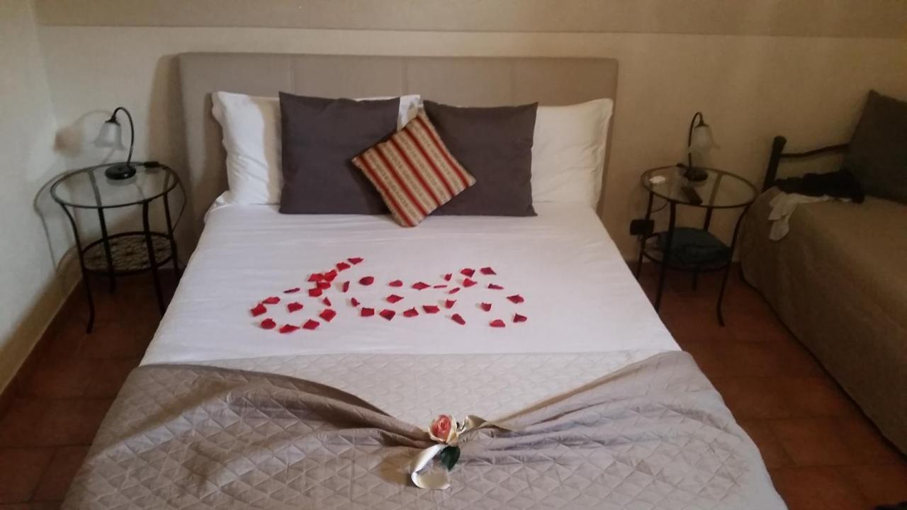 Villa Laura B&B Fossano Buitenkant foto